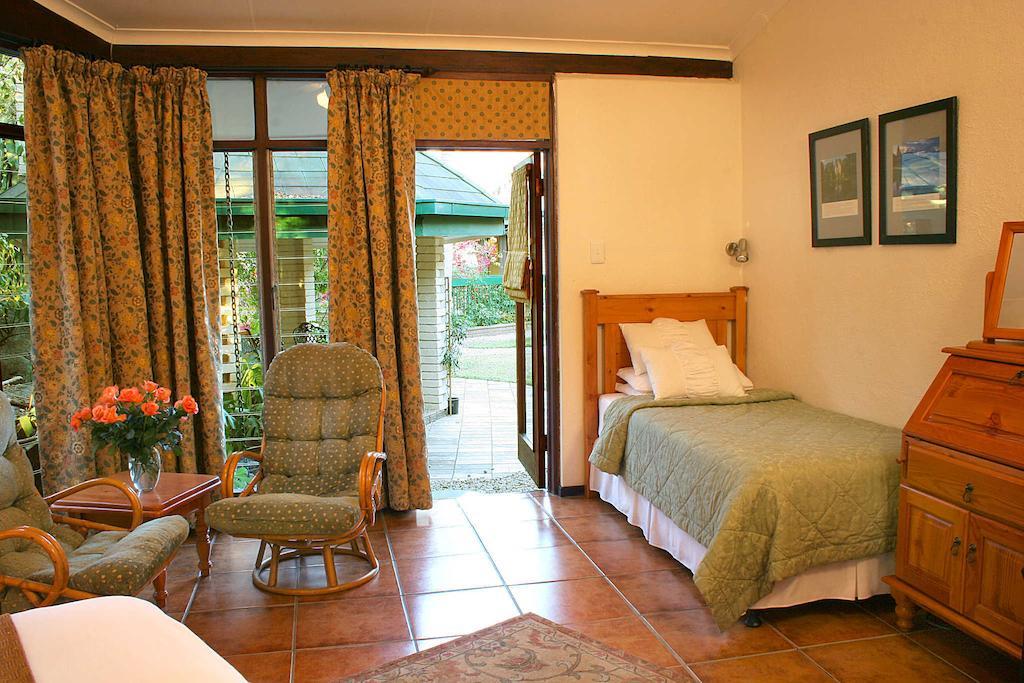 The Palms Guesthouse Нелспрёйт Номер фото