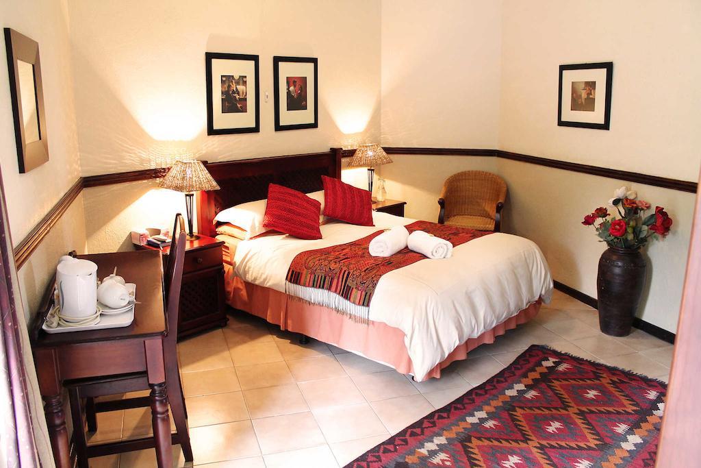 The Palms Guesthouse Нелспрёйт Номер фото