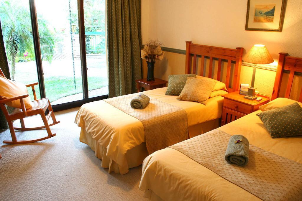 The Palms Guesthouse Нелспрёйт Номер фото